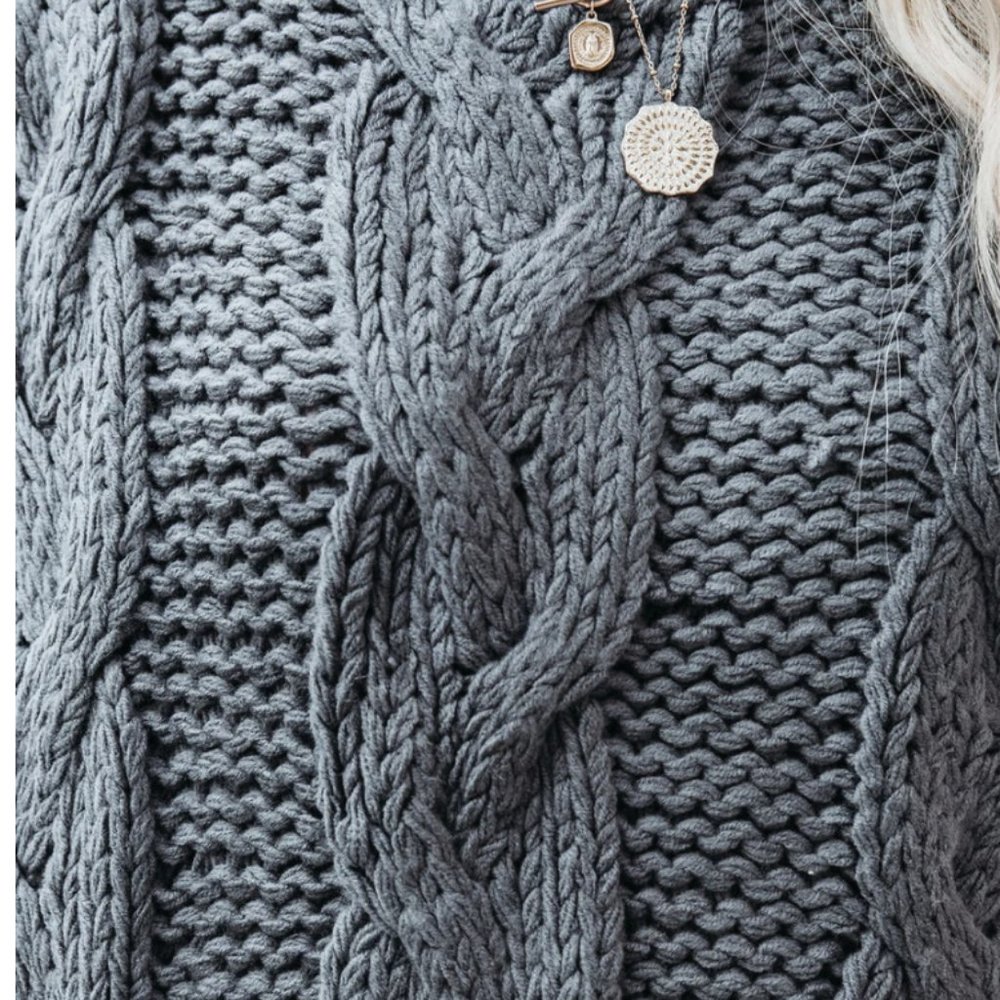 EMMA Cable Knit Sweater - Picture 4 of 9